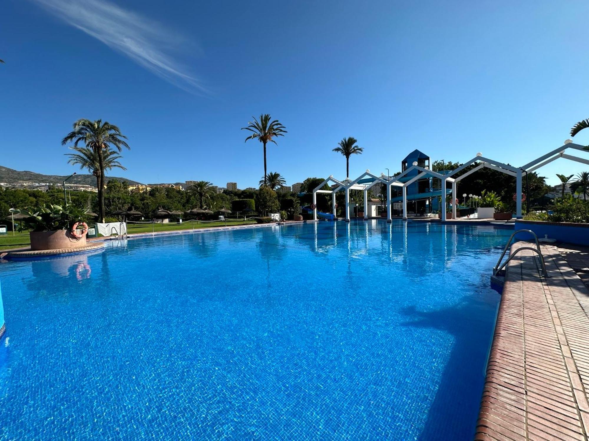 Luxury Frontal Al Mar Benalbeach Benalmádena Dış mekan fotoğraf